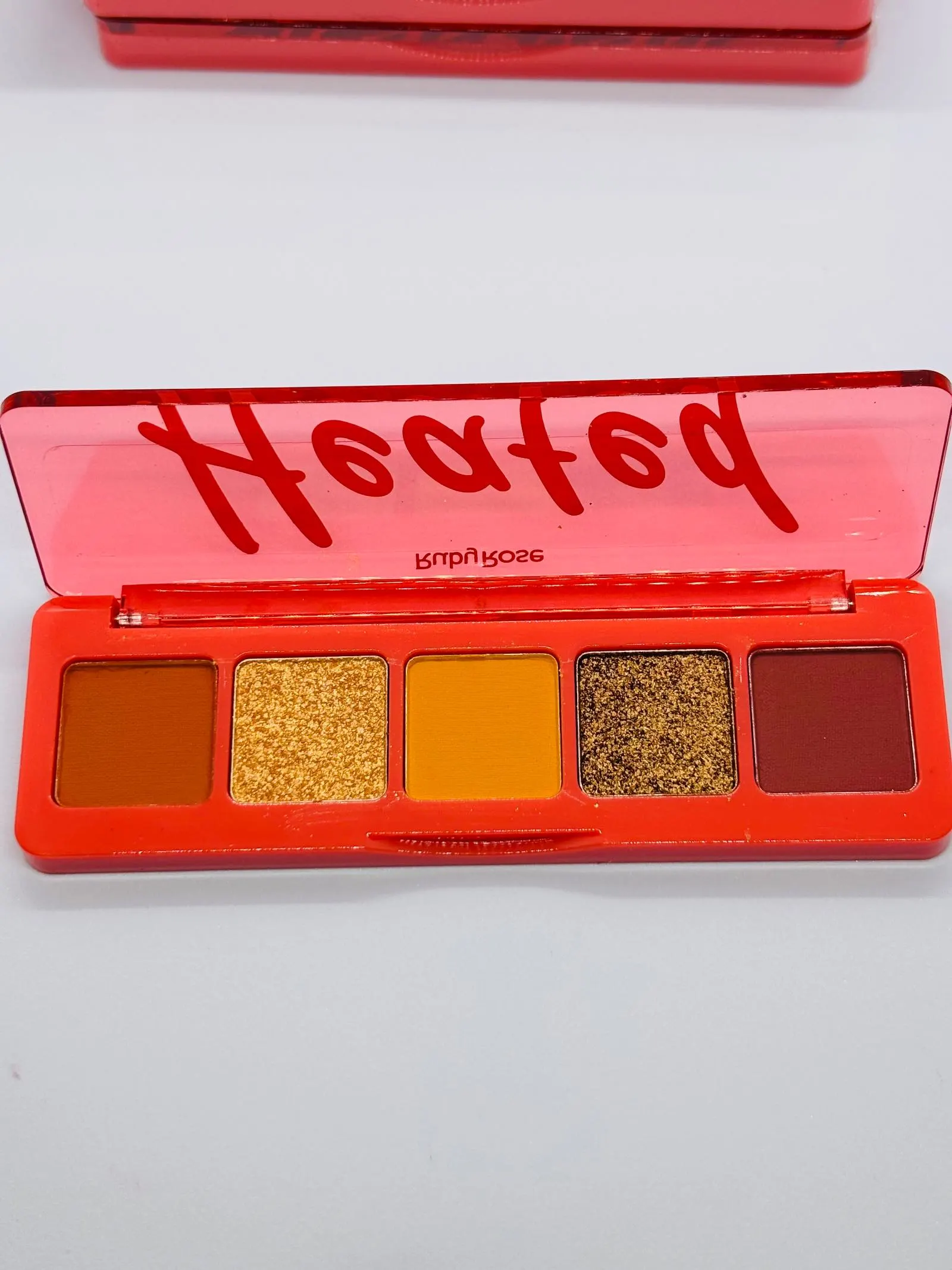 Paleta de sombras - Ruby Rose